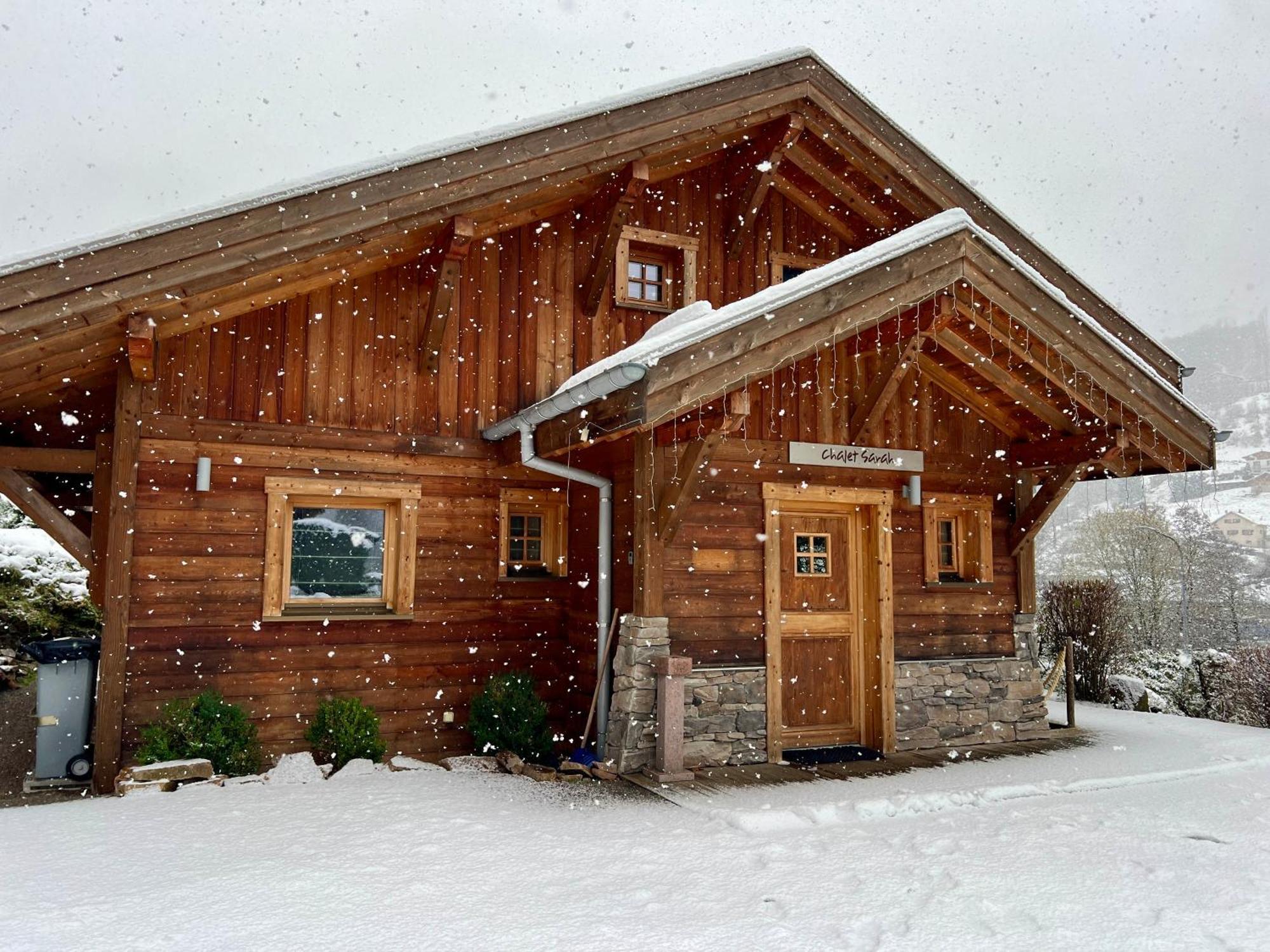 Hotel Logis Hotel, Chalets Et Restaurant Les Chatelmines 3*