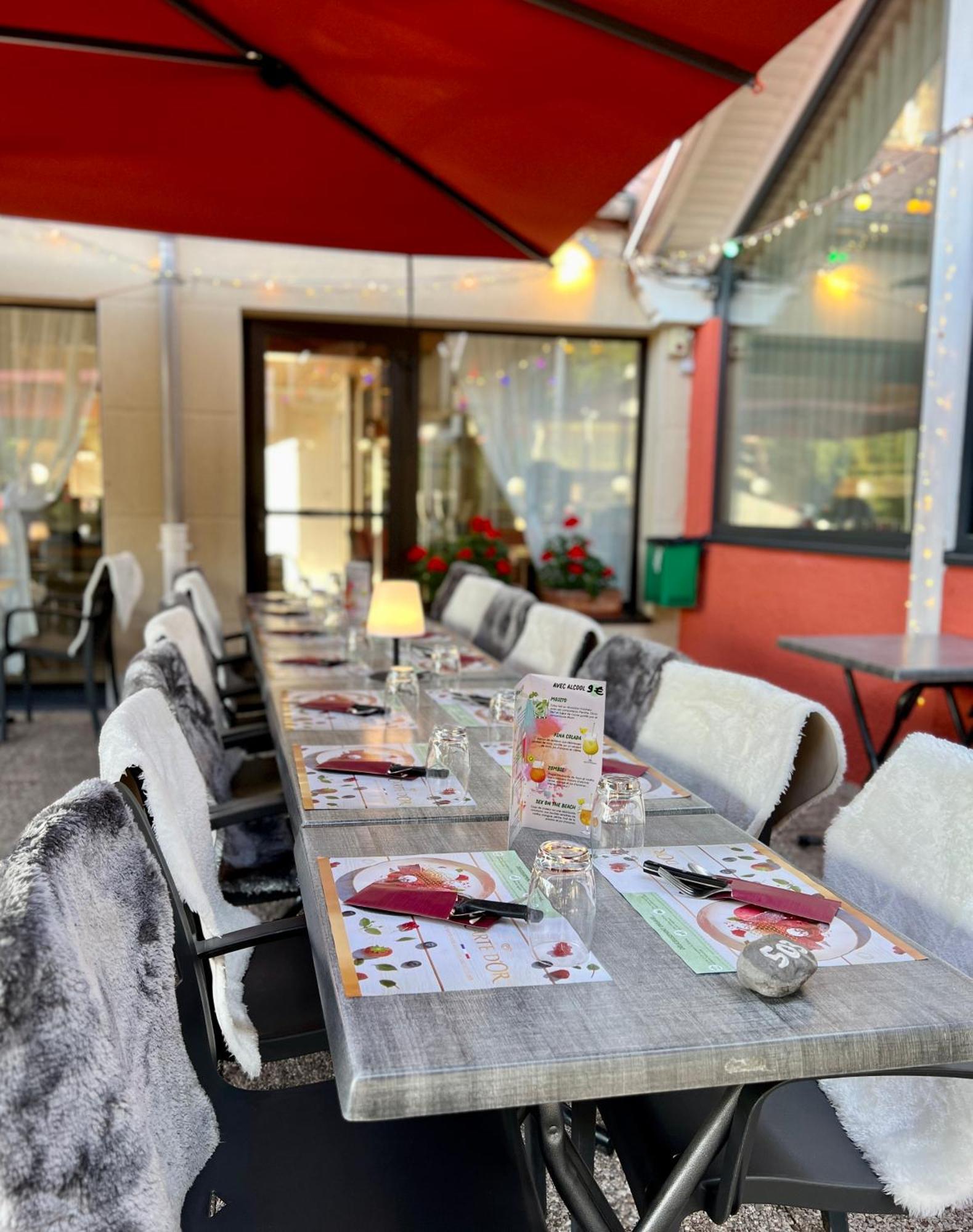 Logis Hotel, Chalets Et Restaurant Les Chatelmines 3* La Bresse