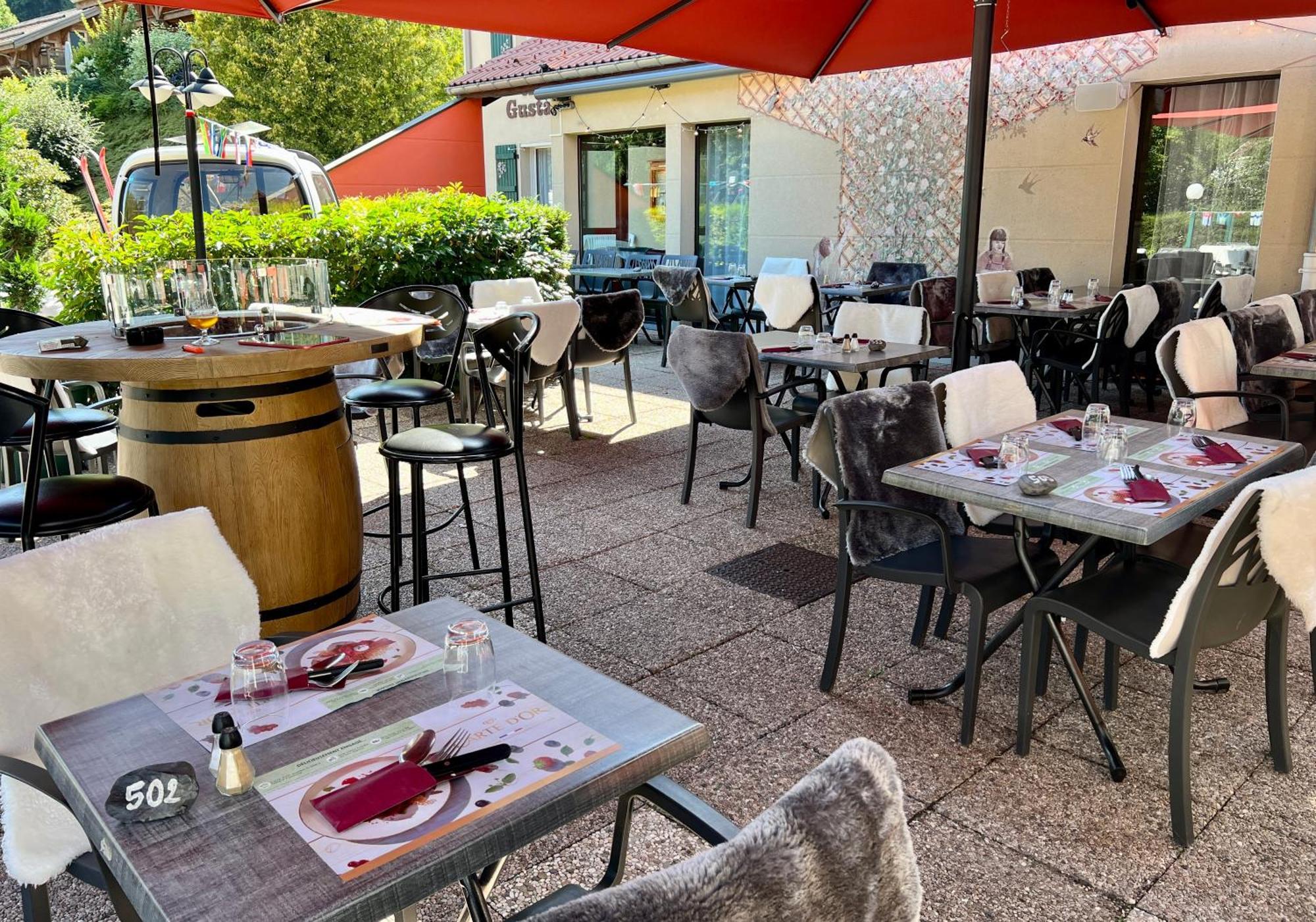 Hotel Les Chatelminés 3*