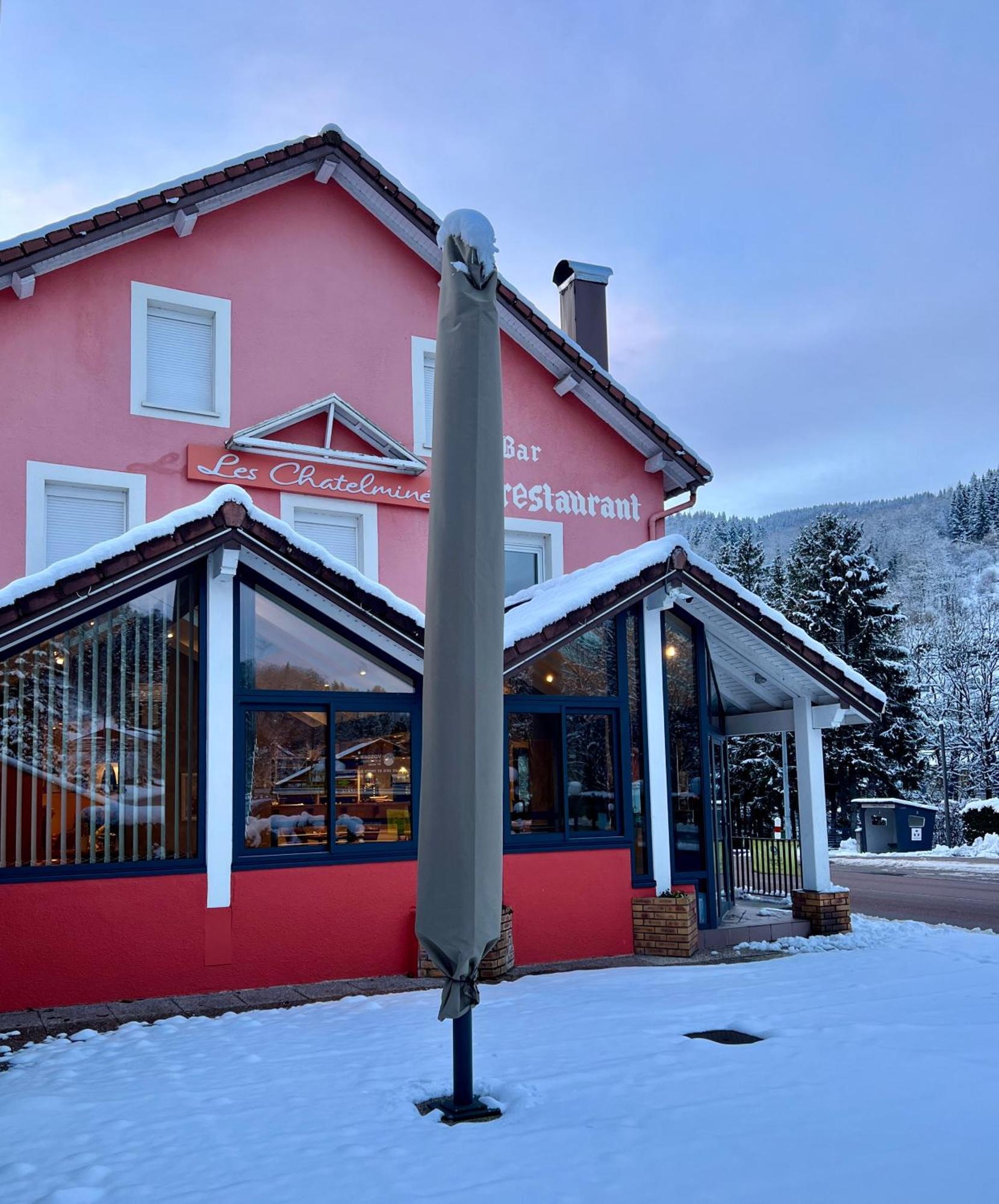 Les Chatelminés Hotel