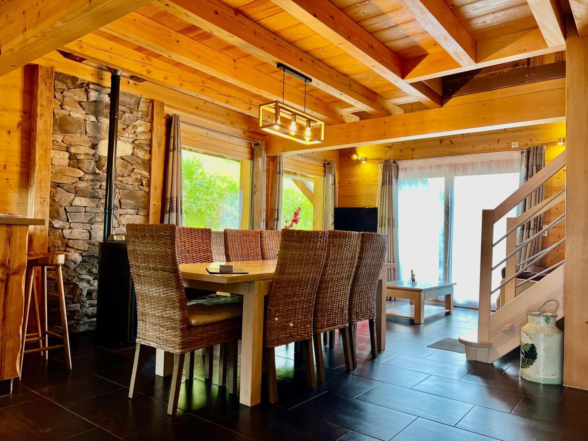 Hotel Logis Hotel, Chalets Et Restaurant Les Chatelmines 3*