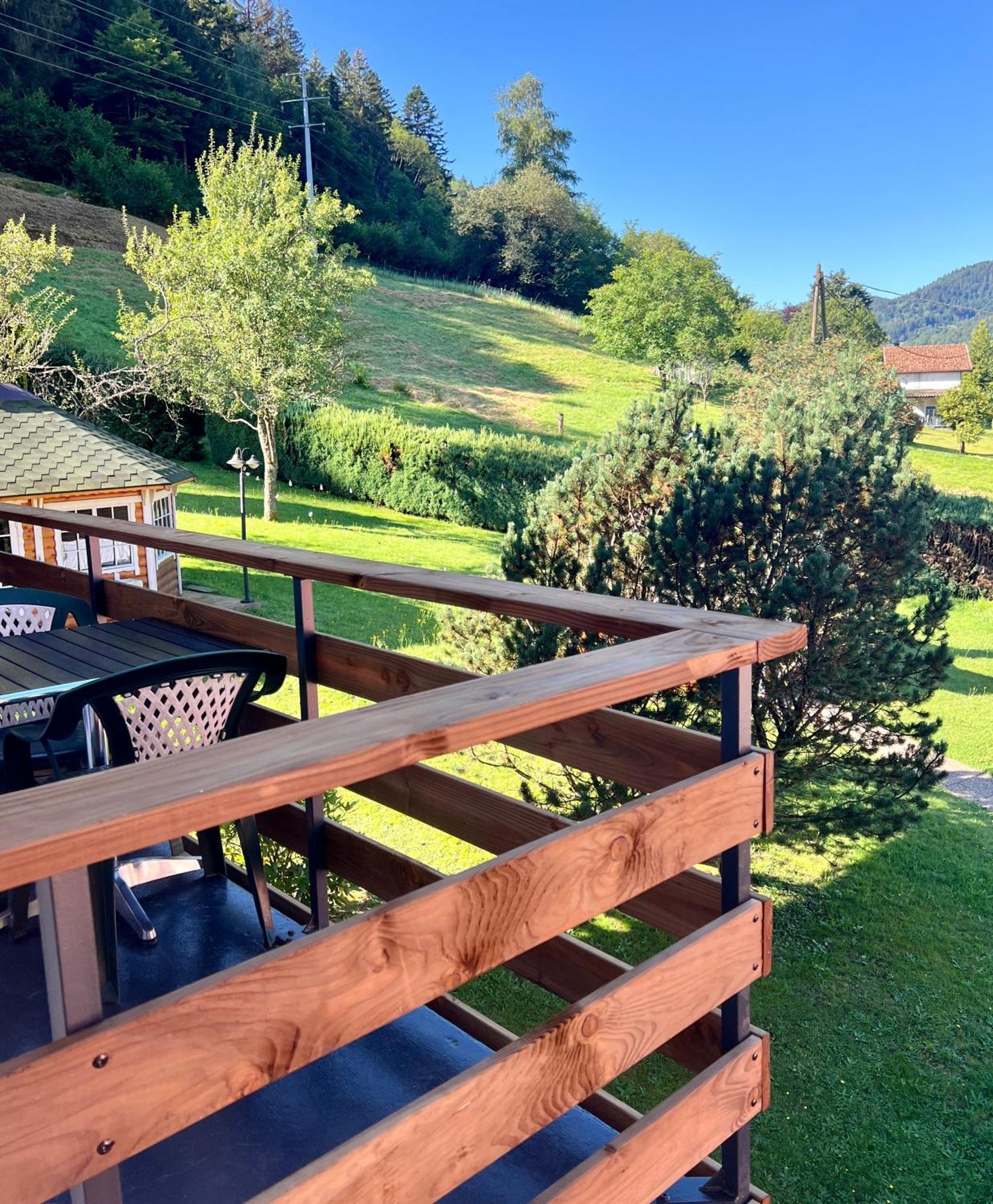 Logis Hotel, Chalets Et Restaurant Les Chatelmines Hotel 3*